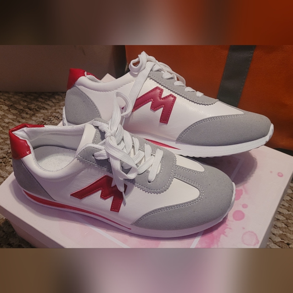 NEW Macy's White, red and Gray Sneakers SIZE 8 WOMENS NEVER WORN.Bought In NY